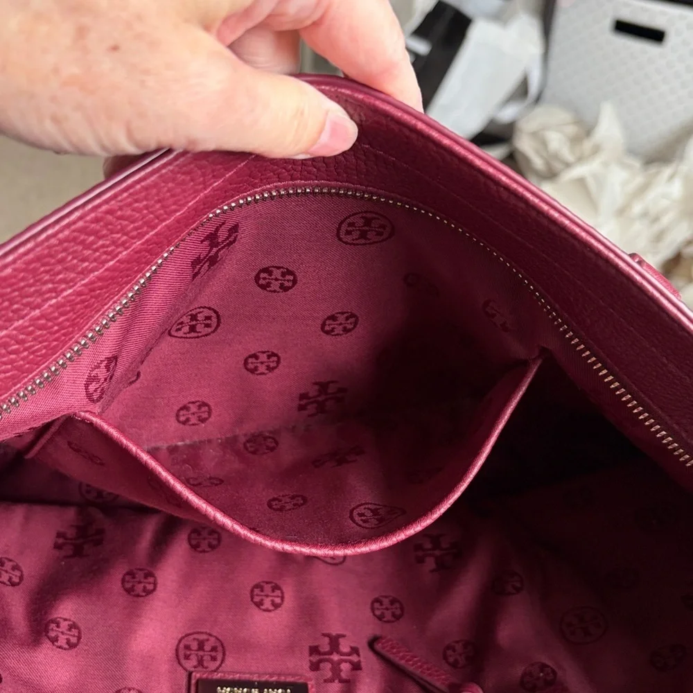 Tory Burch tory burch
